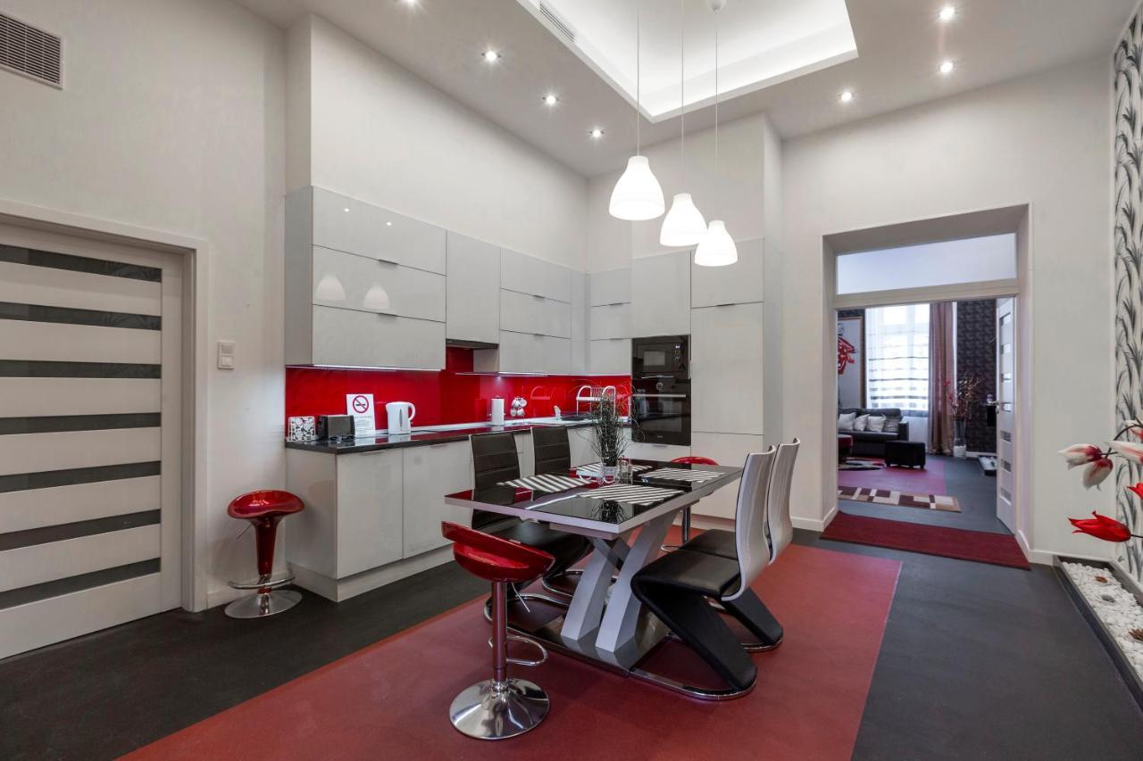 Exclusive Marilyn Apartment In The Heart Of Budapest Kültér fotó