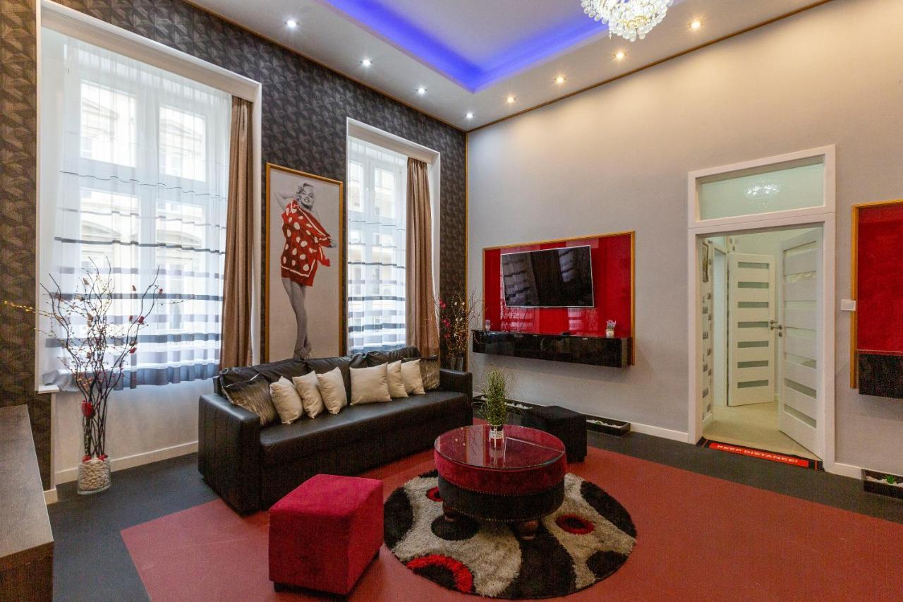 Exclusive Marilyn Apartment In The Heart Of Budapest Kültér fotó