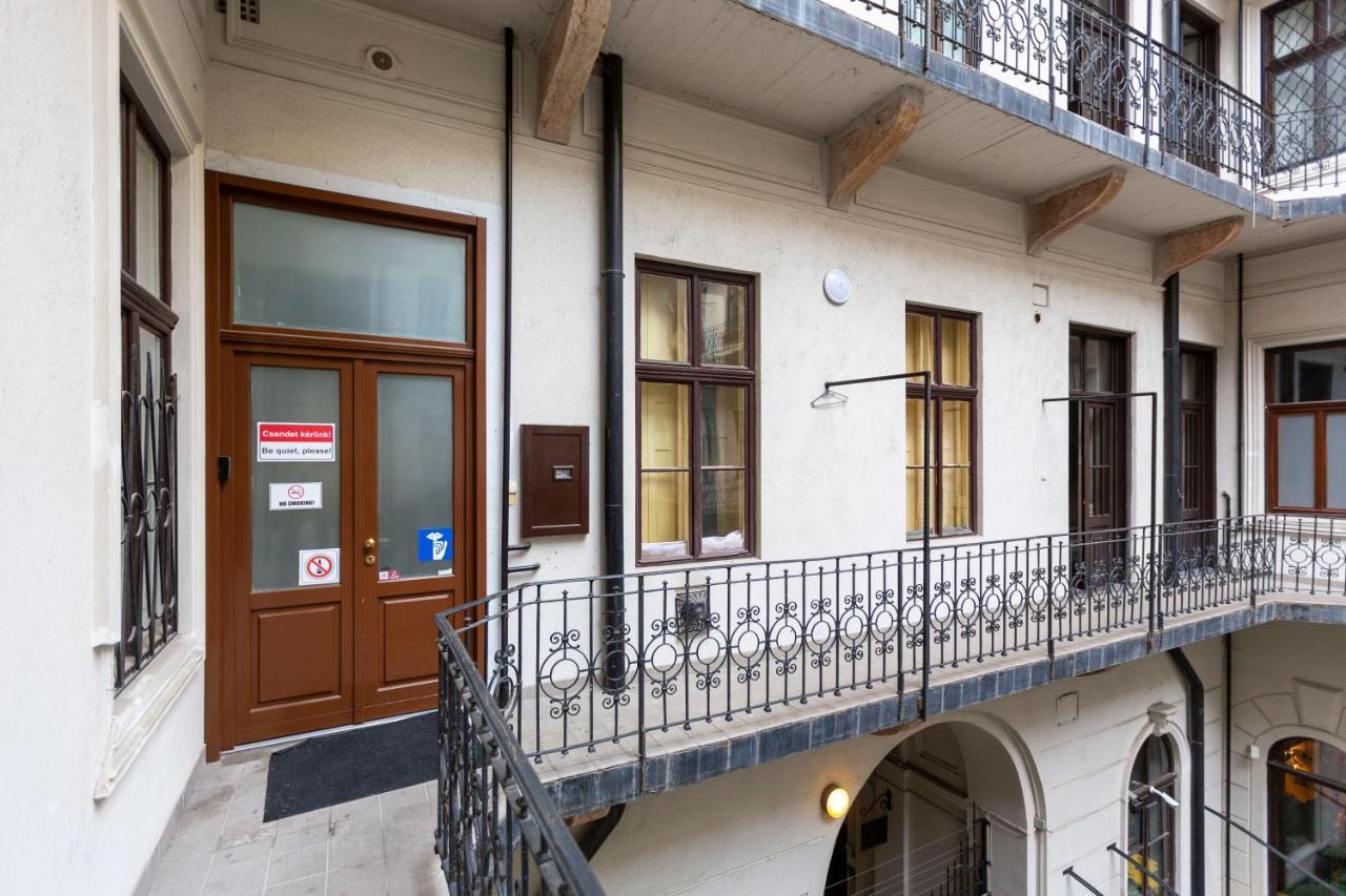 Exclusive Marilyn Apartment In The Heart Of Budapest Kültér fotó